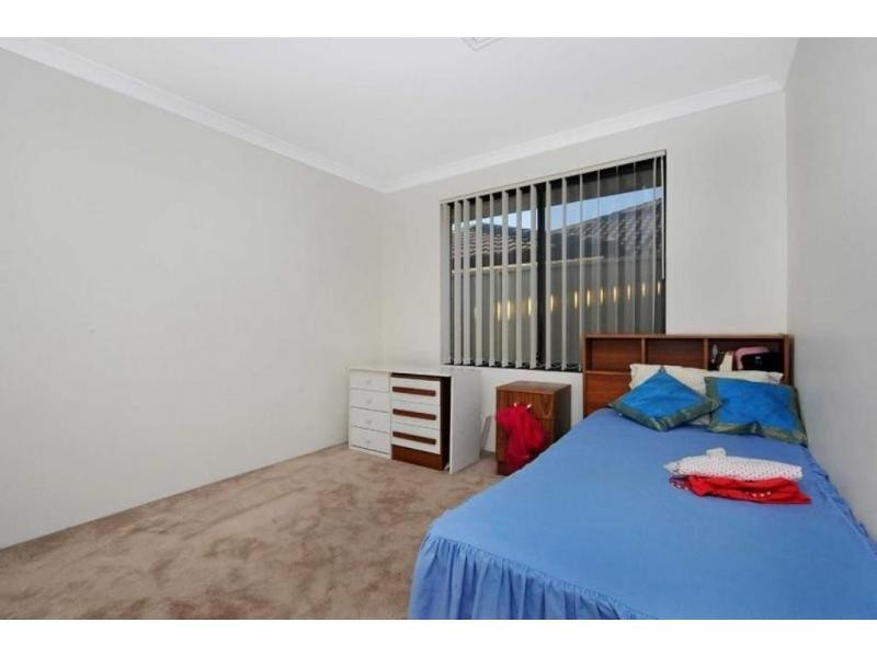 7 McNamara Place, Marangaroo WA 6064