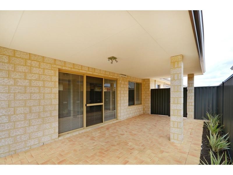 5 Ollave Circuit, Aveley WA 6069