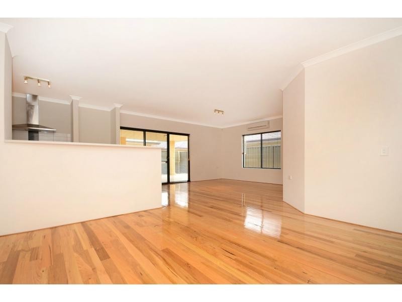 7 Ollave Circuit, Aveley WA 6069