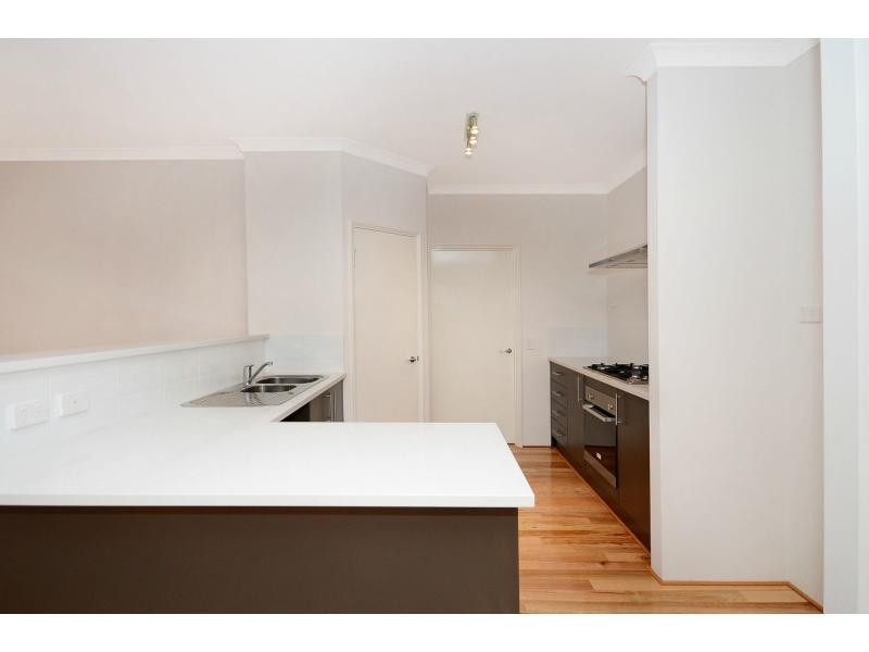 7 Ollave Circuit, Aveley WA 6069