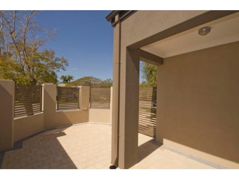 105 Hayes Avenue, Yokine WA 6060