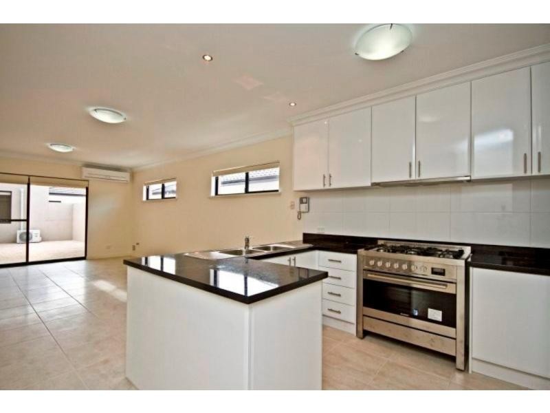 105A Hayes Avenue, Yokine WA 6060