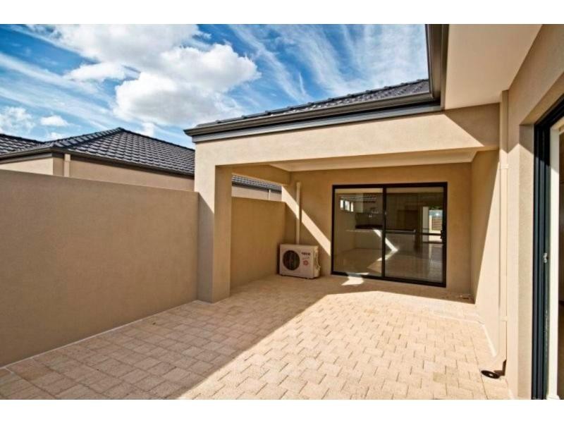 105A Hayes Avenue, Yokine WA 6060