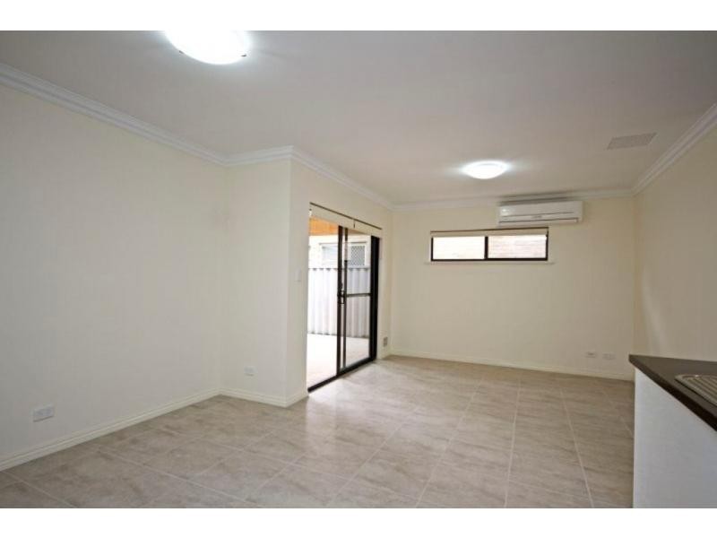 105D Hayes Avenue, Yokine WA 6060
