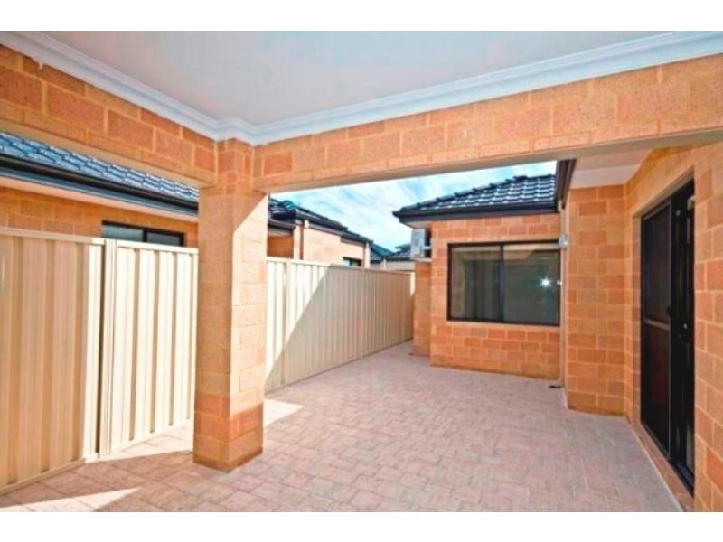 107A Hayes Avenue, Yokine WA 6060