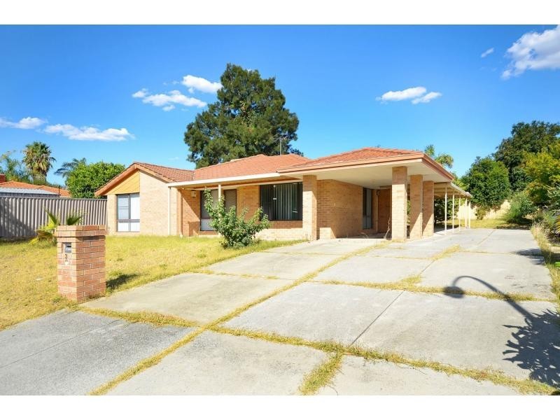 3 Weaber Court, Marangaroo WA 6064