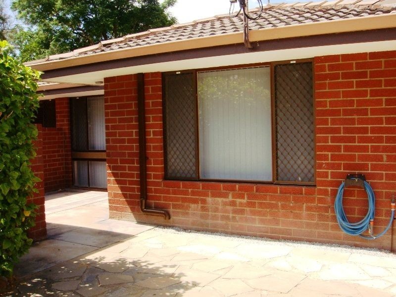 16B Clarkside Court, Wanneroo WA 6065
