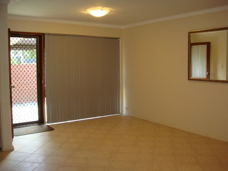 16B Clarkside Court, Wanneroo WA 6065