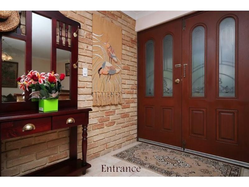 307 Summerlakes Parade, Ballajura WA 6066