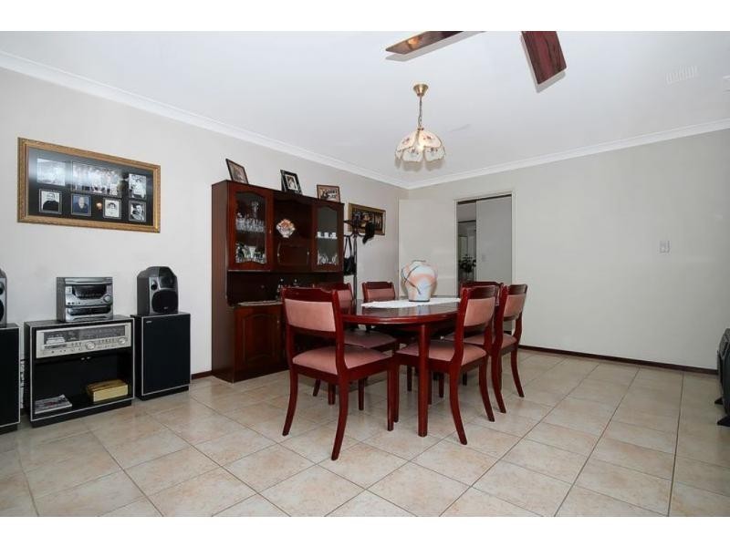 307 Summerlakes Parade, Ballajura WA 6066