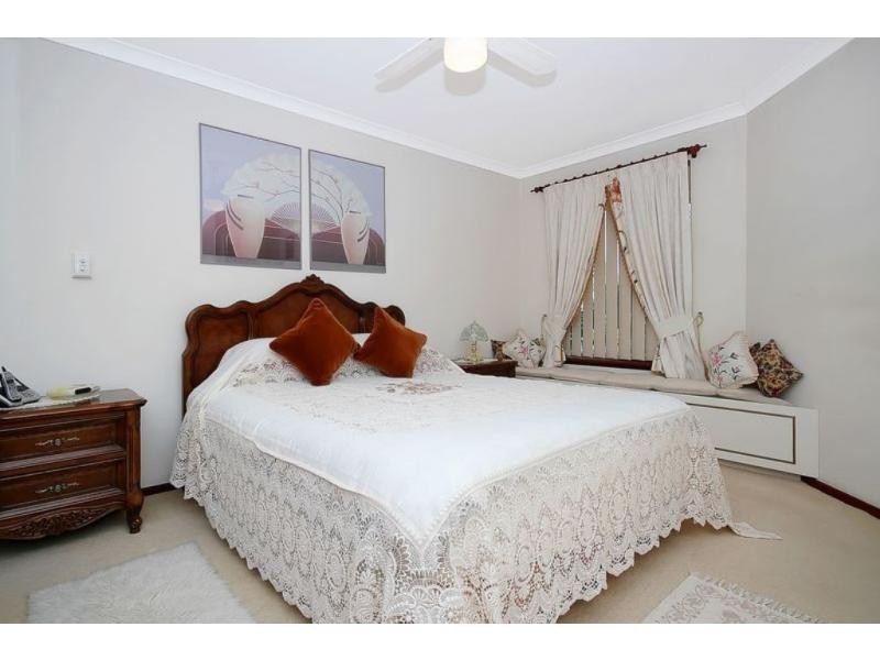 307 Summerlakes Parade, Ballajura WA 6066