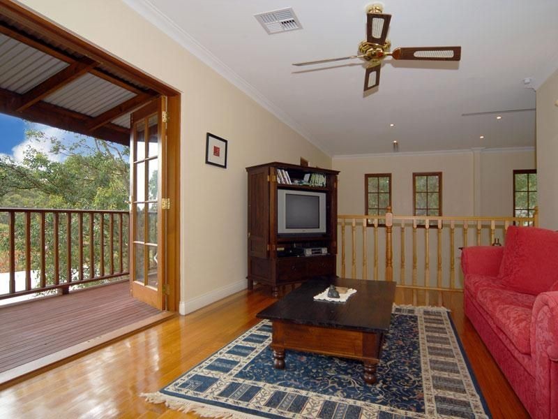 79 Kalamunda Road, Kalamunda WA 6076