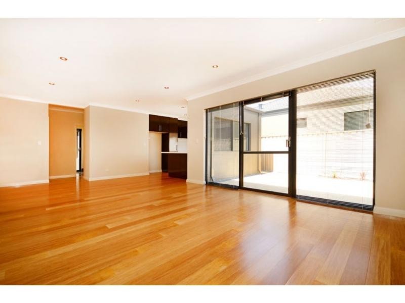 6/372 Light Street, Dianella WA 6059