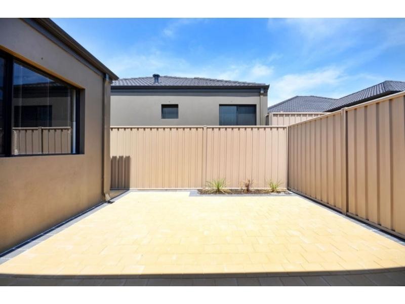 6/372 Light Street, Dianella WA 6059