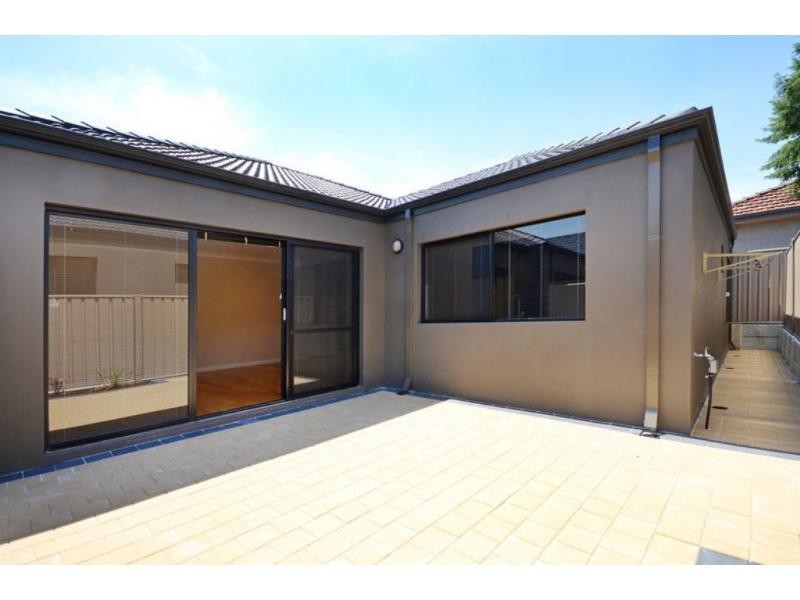 6/372 Light Street, Dianella WA 6059