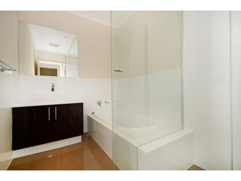 4/372 Light Street, Dianella WA 6059