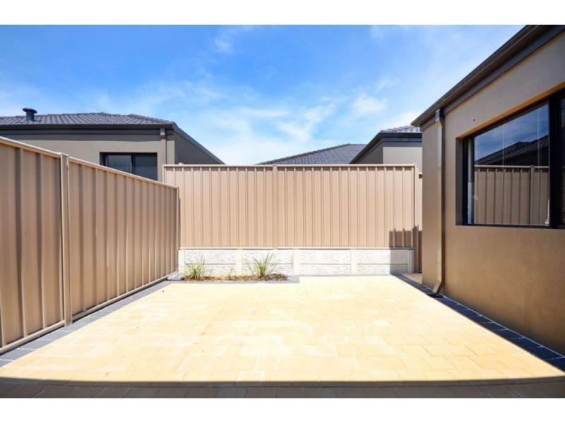 5/372 Light Street, Dianella WA 6059