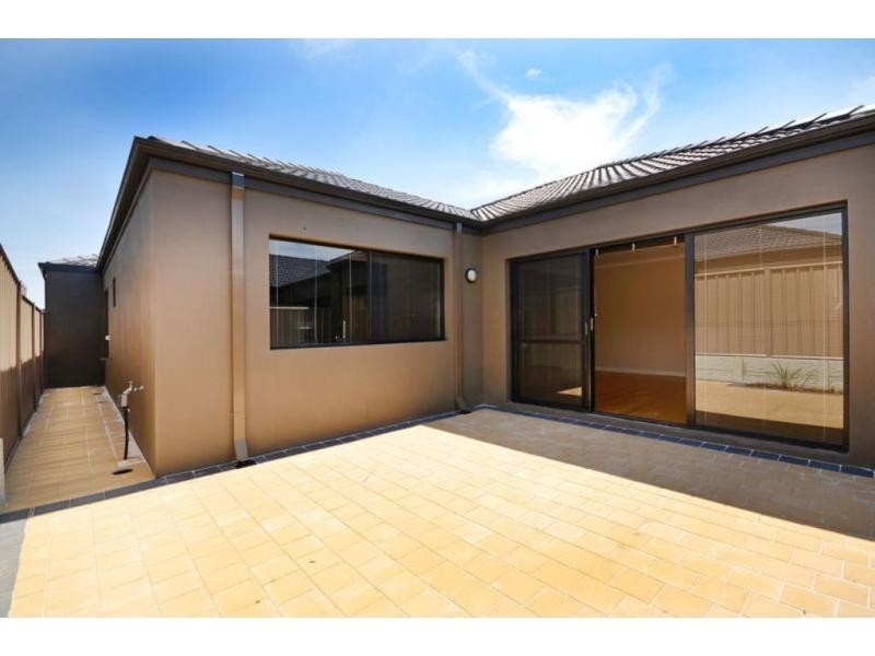 5/372 Light Street, Dianella WA 6059