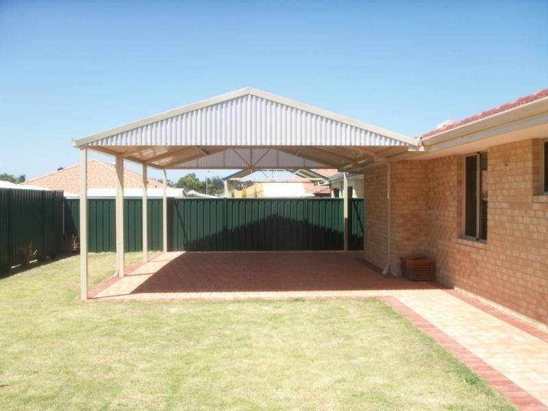 103 Hellfire Drive, Darch WA 6065