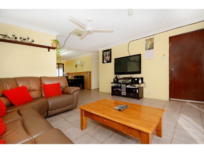 42 Meadowview Drive, Ballajura WA 6066