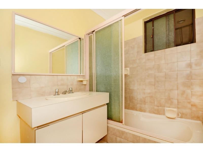 42 Meadowview Drive, Ballajura WA 6066