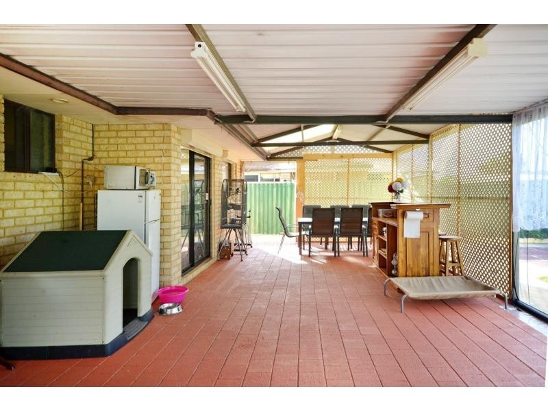 42 Meadowview Drive, Ballajura WA 6066