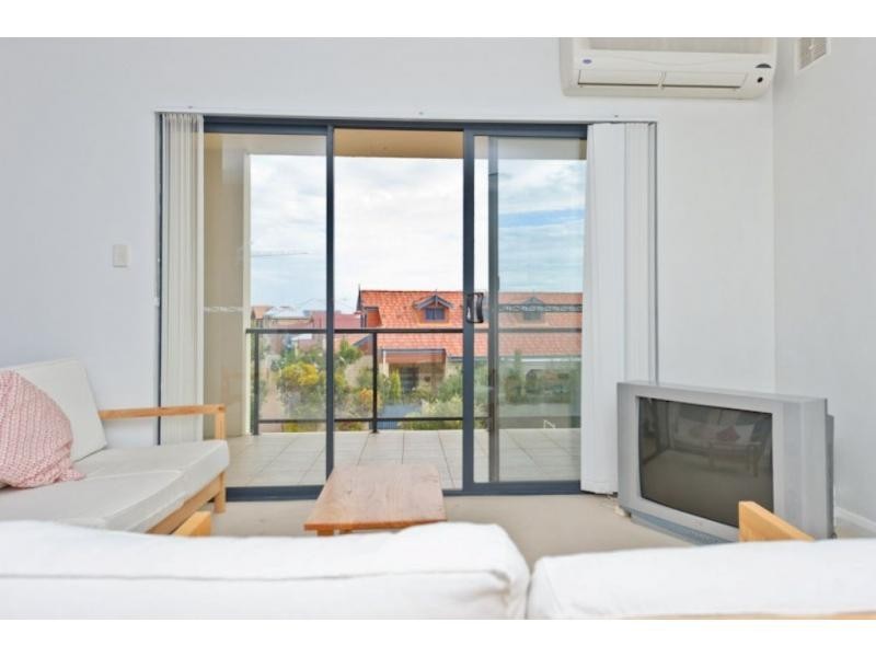 17/5 Shoveler Terrace, Joondalup WA 6027