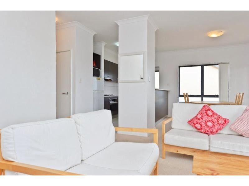 17/5 Shoveler Terrace, Joondalup WA 6027