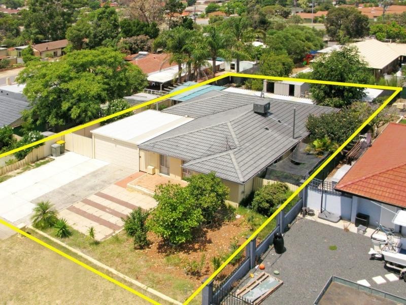 4 Thake Court, Koondoola WA 6064