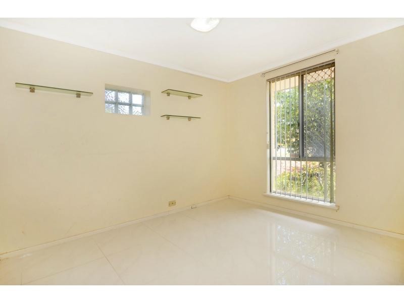 4 Thake Court, Koondoola WA 6064