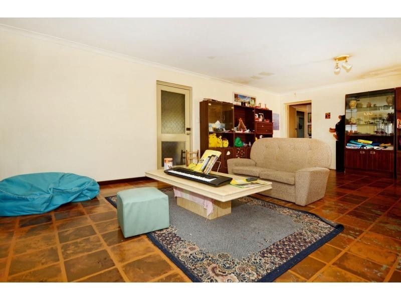 59 Tendring Way, Girrawheen WA 6064