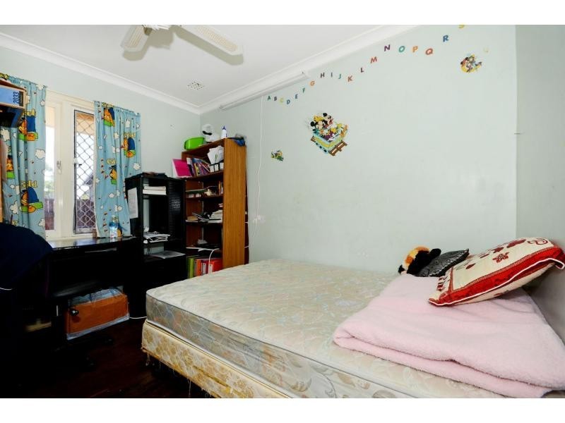 59 Tendring Way, Girrawheen WA 6064