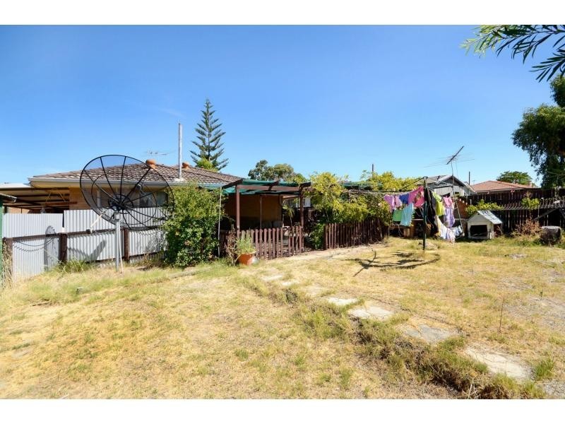 59 Tendring Way, Girrawheen WA 6064