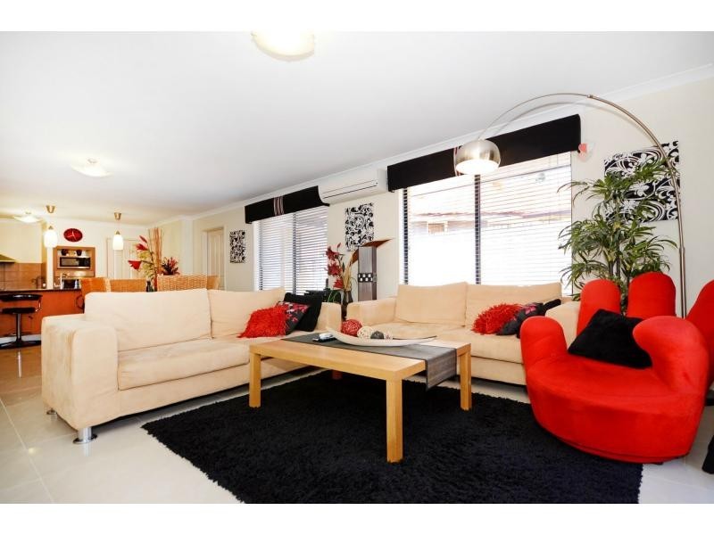 1 Kilmurray Way, Balga WA 6061