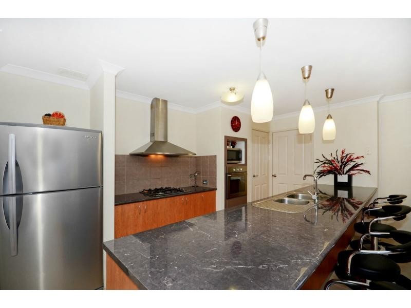 1 Kilmurray Way, Balga WA 6061