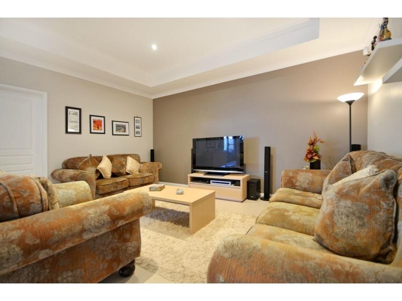 1A La Trobe Street, Landsdale WA 6065