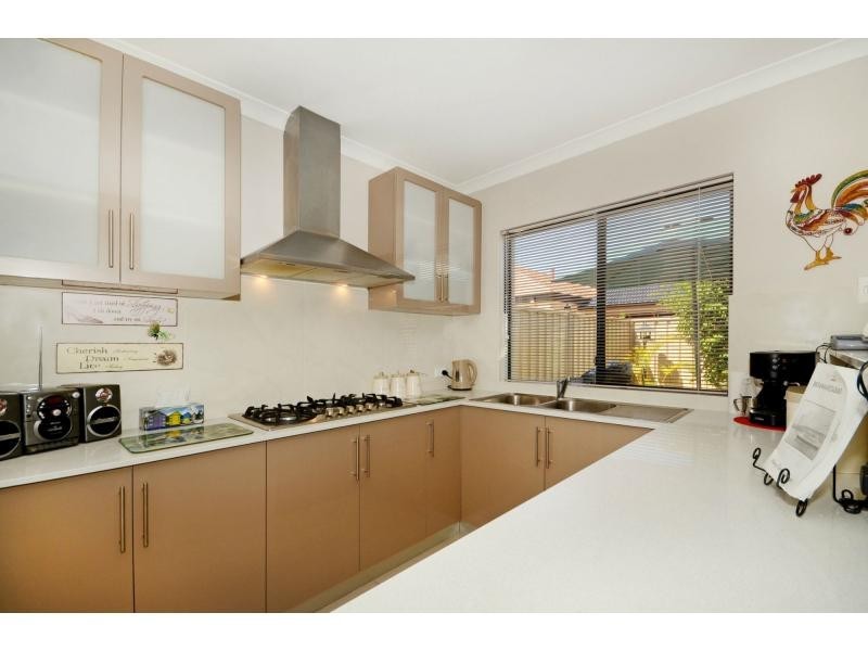 1A La Trobe Street, Landsdale WA 6065