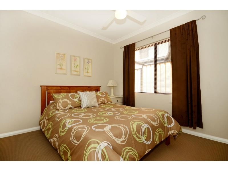 1A La Trobe Street, Landsdale WA 6065