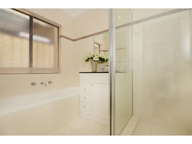 1A La Trobe Street, Landsdale WA 6065