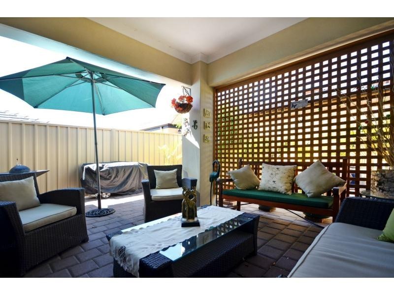 1A La Trobe Street, Landsdale WA 6065