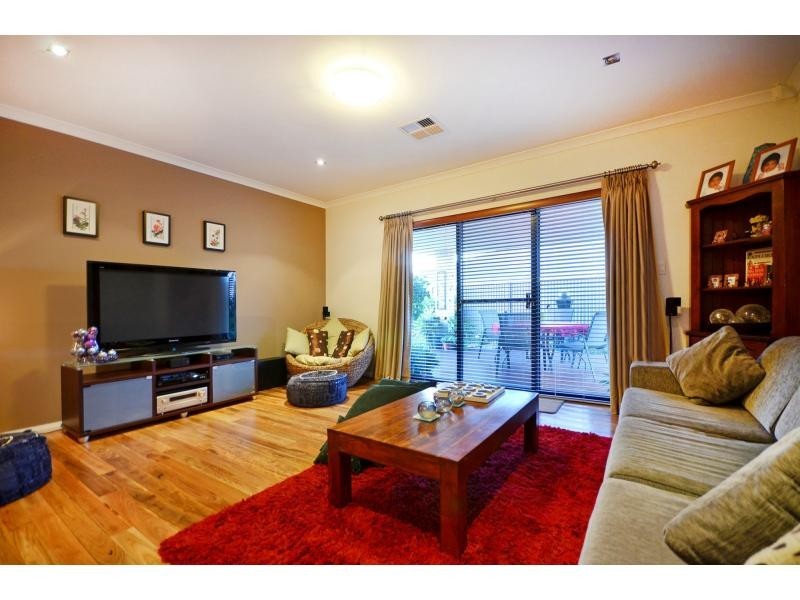 92 Furley Road, Southern River WA 6110