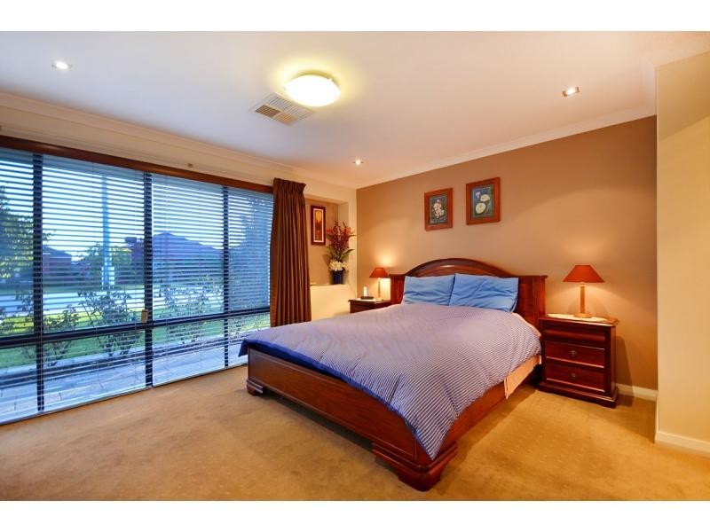 92 Furley Road, Southern River WA 6110