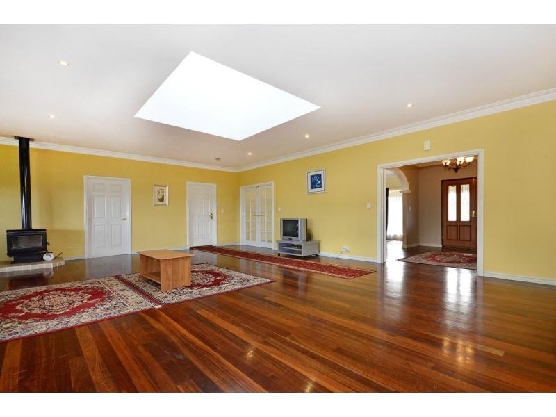 66 Pine Crest Way, Gnangara WA 6077