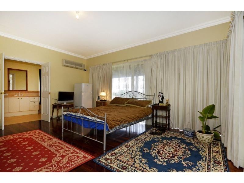 66 Pine Crest Way, Gnangara WA 6077