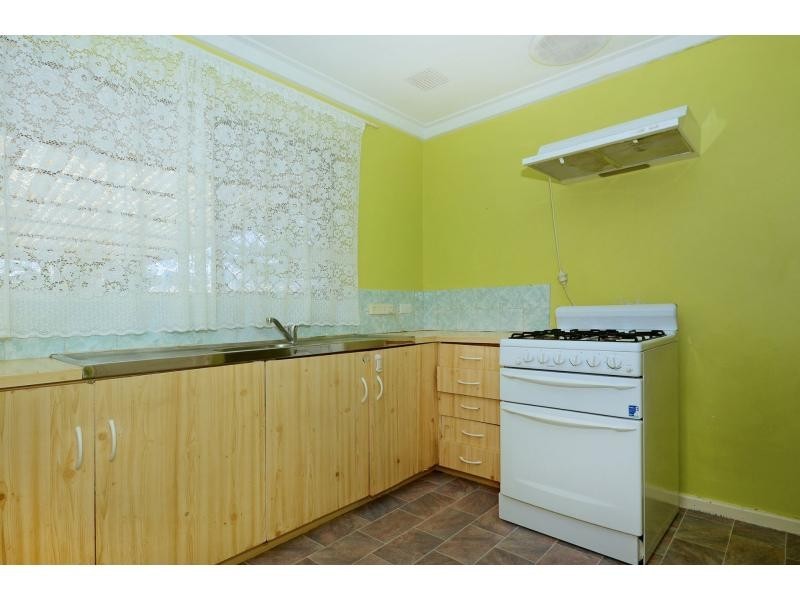 30 Templeton Crescent, Girrawheen WA 6064