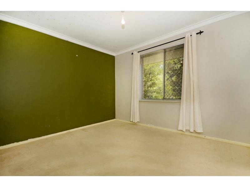 30 Templeton Crescent, Girrawheen WA 6064