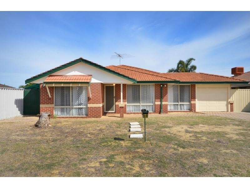 59 Redcliffe Avenue, Marangaroo WA 6064