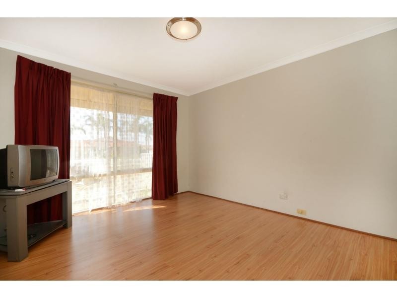 59 Redcliffe Avenue, Marangaroo WA 6064