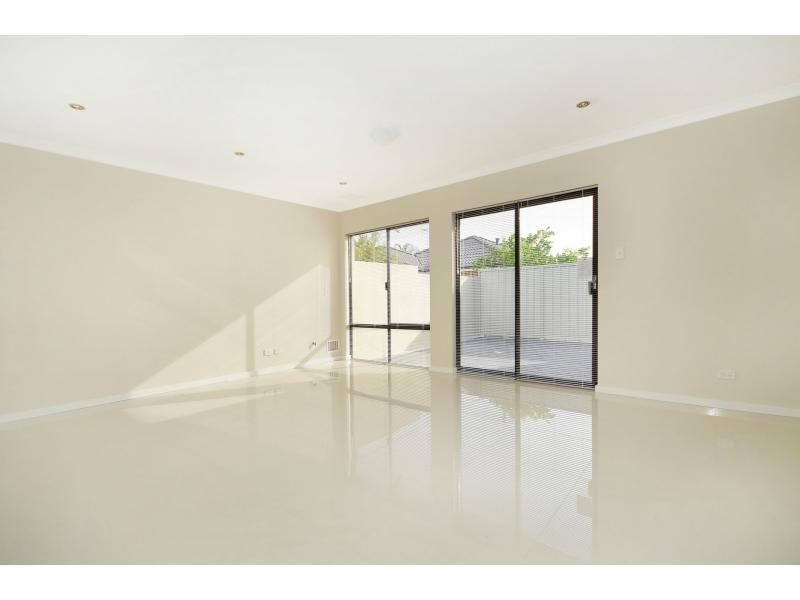 13C Wolya Way, Westminster WA 6061