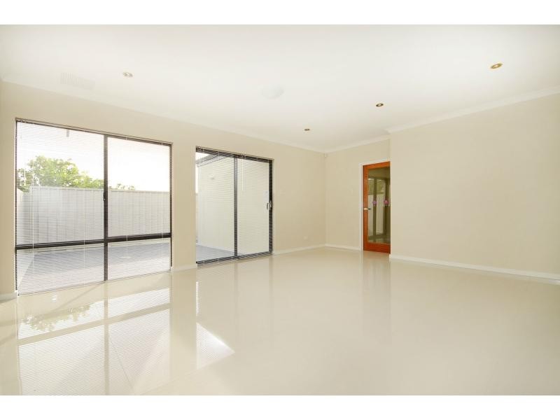 13C Wolya Way, Westminster WA 6061